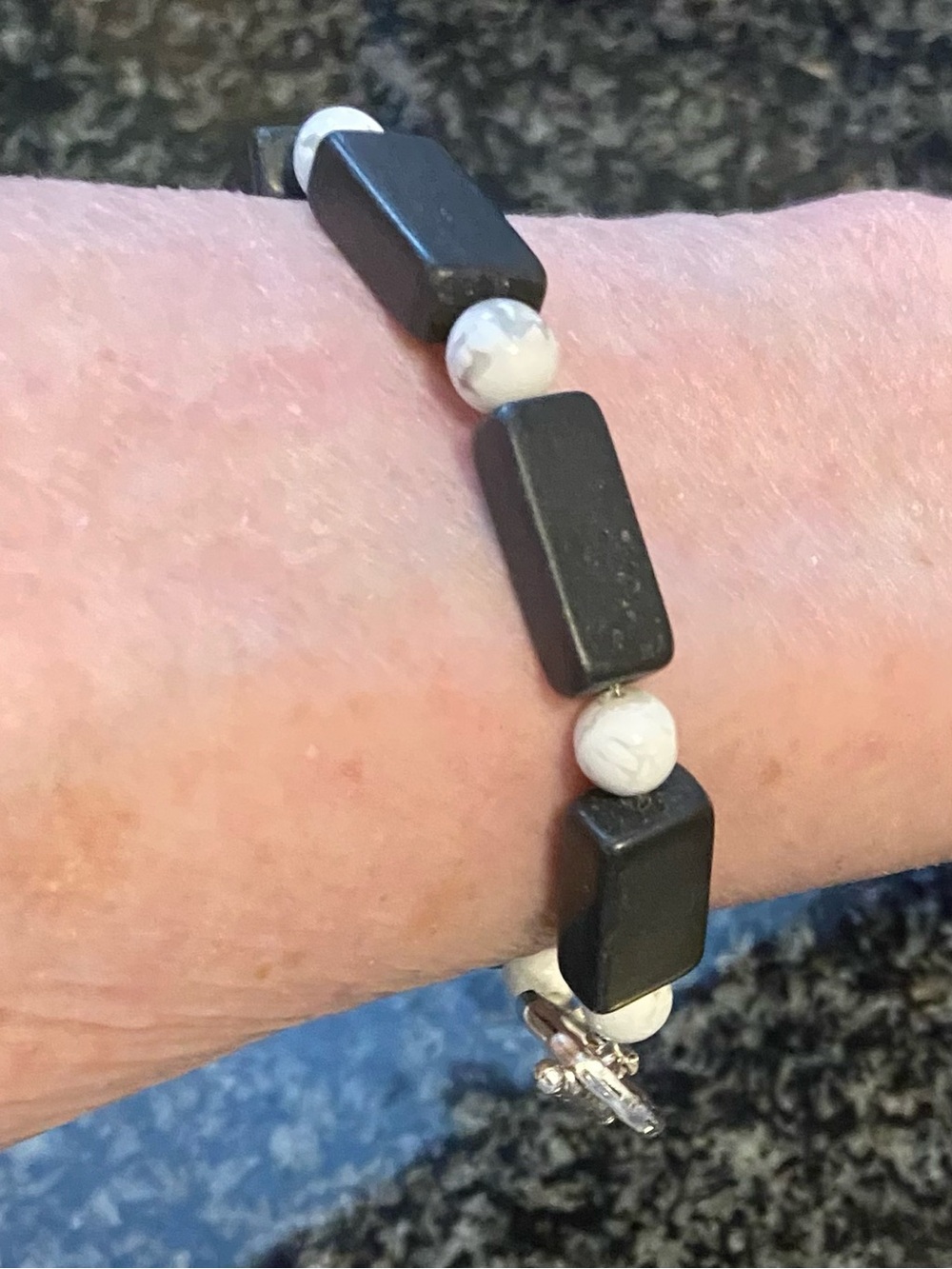 Bloodstone & Howlite healing bracelet